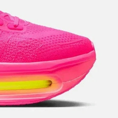 Vomero Premium Hyper Pink Black