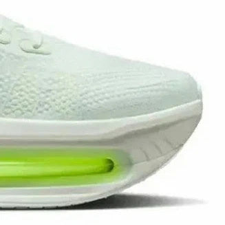 Vomero Premium Barely Volt