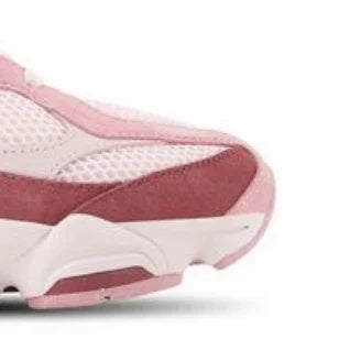 9060 "Pink Red Velvet"