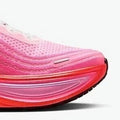 Vomero Plus Hyper Pink
