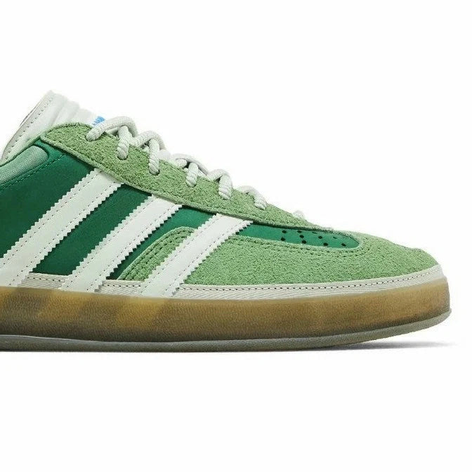 Gazelle Indoor 'El Yunque'