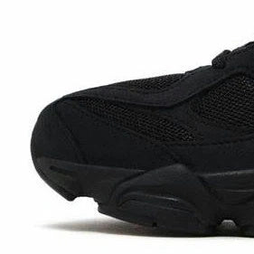 9060 Triple Black Cat