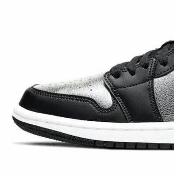 Jordan 1 Low SE Silver Toe